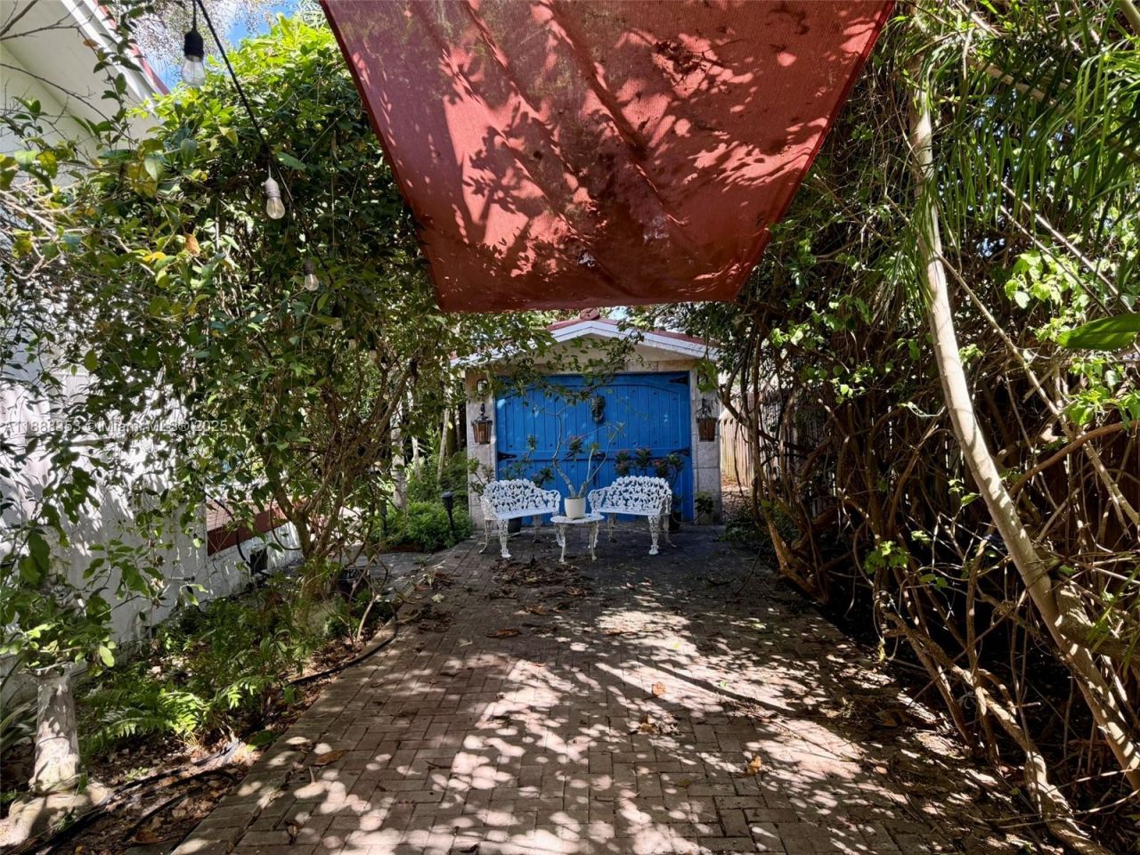 10901 NE 3rd Ave, Miami, FL 33161 Photo