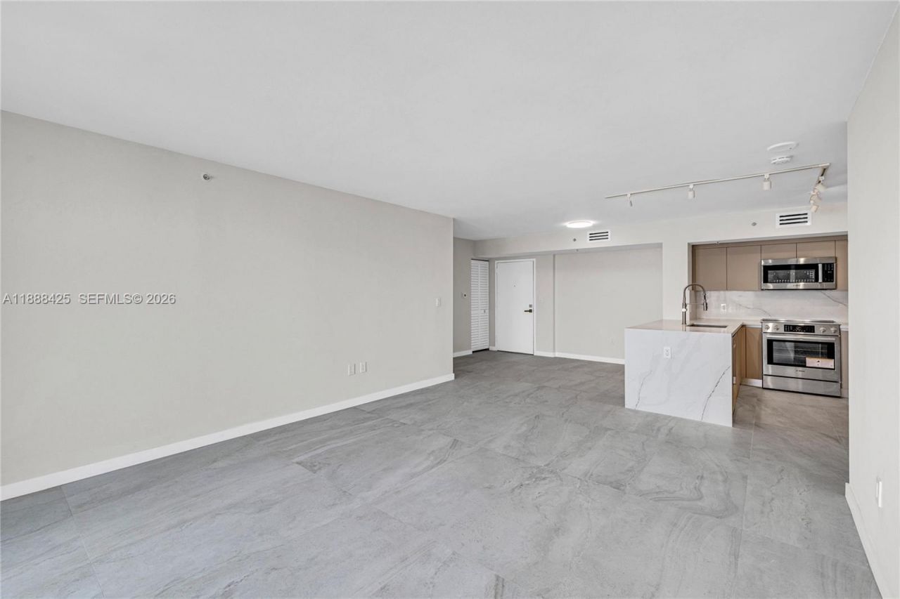 90 Alton Rd, Unit 1103, Miami Beach, FL 33139 Photo