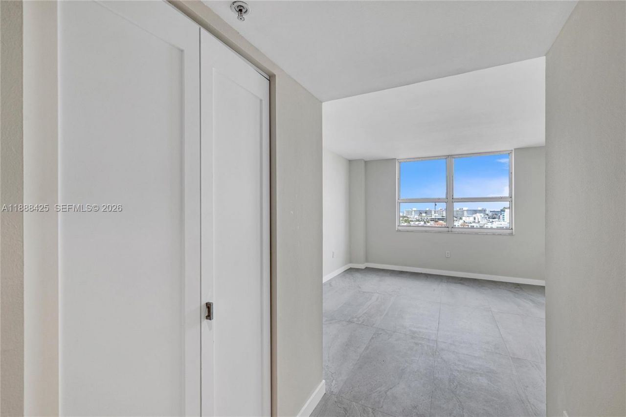 90 Alton Rd, Unit 1103, Miami Beach, FL 33139 Photo