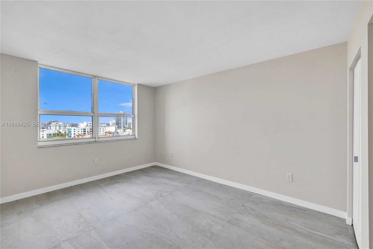 90 Alton Rd, Unit 1103, Miami Beach, FL 33139 Photo