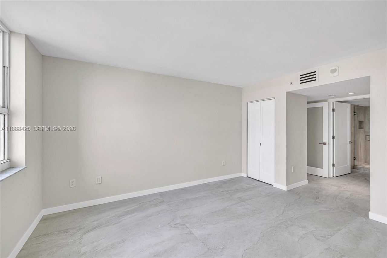 90 Alton Rd, Unit 1103, Miami Beach, FL 33139 Photo