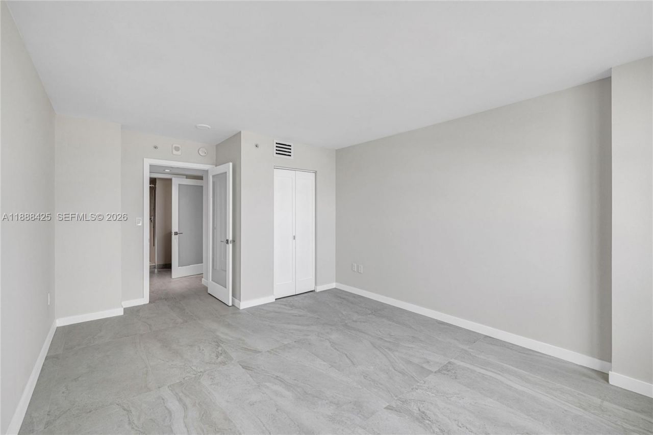 90 Alton Rd, Unit 1103, Miami Beach, FL 33139 Photo