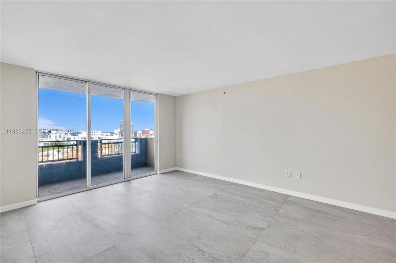 90 Alton Rd, Unit 1103, Miami Beach, FL 33139 Photo