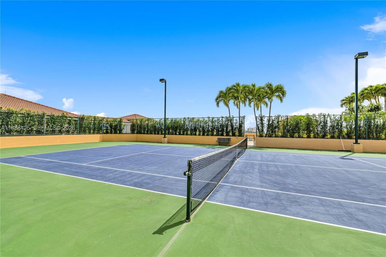 90 Alton Rd, Unit 1103, Miami Beach, FL 33139 Photo