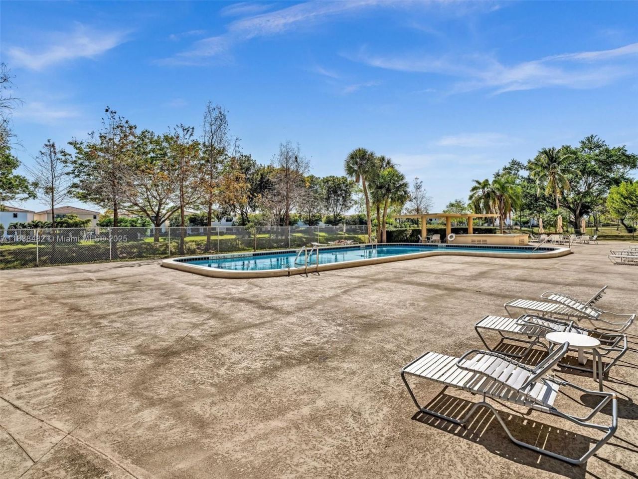 800 NE 195th St, Unit 716, Miami, FL 33179 Photo