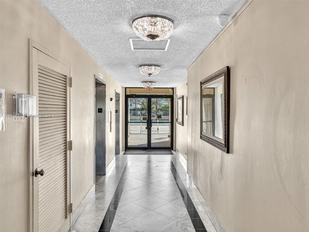 800 NE 195th St, Unit 716, Miami, FL 33179 Photo