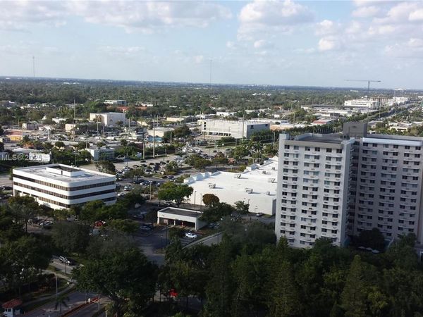 2750 NE 183rd St, Unit 2305, Aventura, FL 33160
