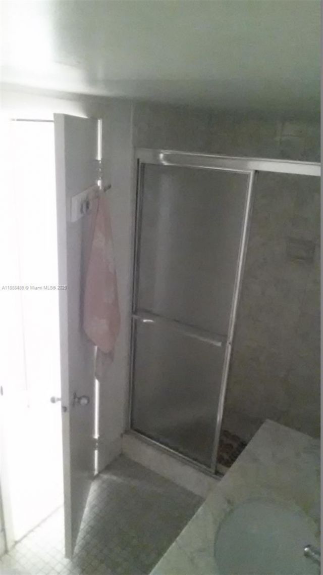 2750 NE 183rd St, Unit 2305, Aventura, FL 33160 Photo