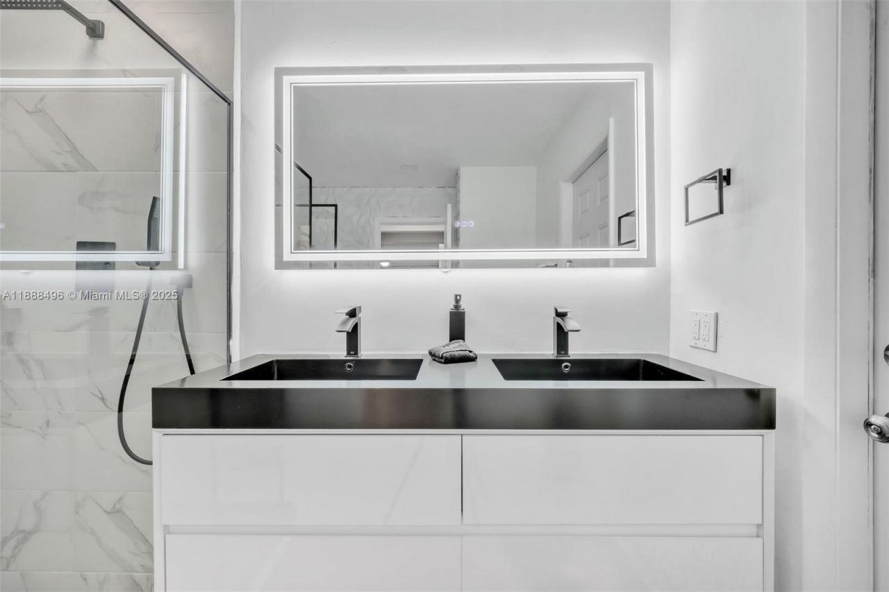 5830 NE 14th Rd, Fort Lauderdale, FL 33334 Photo