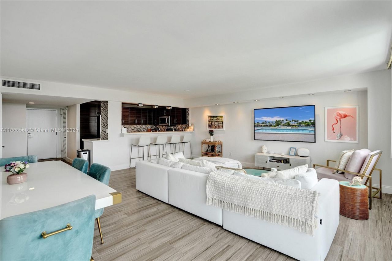 10000 W Bay Harbor Dr, Unit PH23, Bay Harbor Islands, FL 33154 Photo