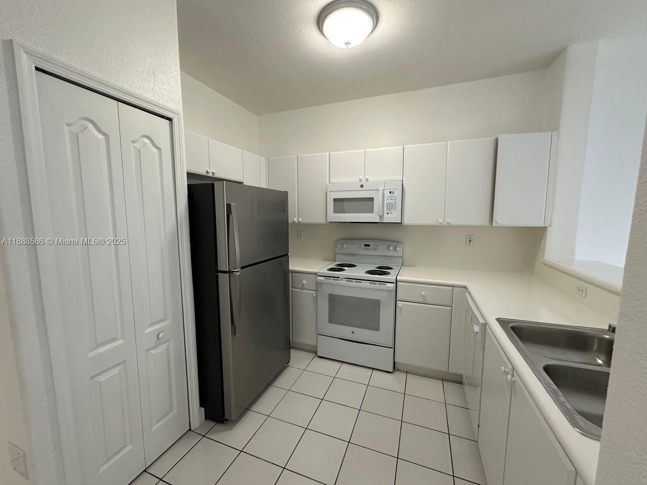 2524 SE 16th Rd, Unit 102, Homestead, FL 33035 Photo