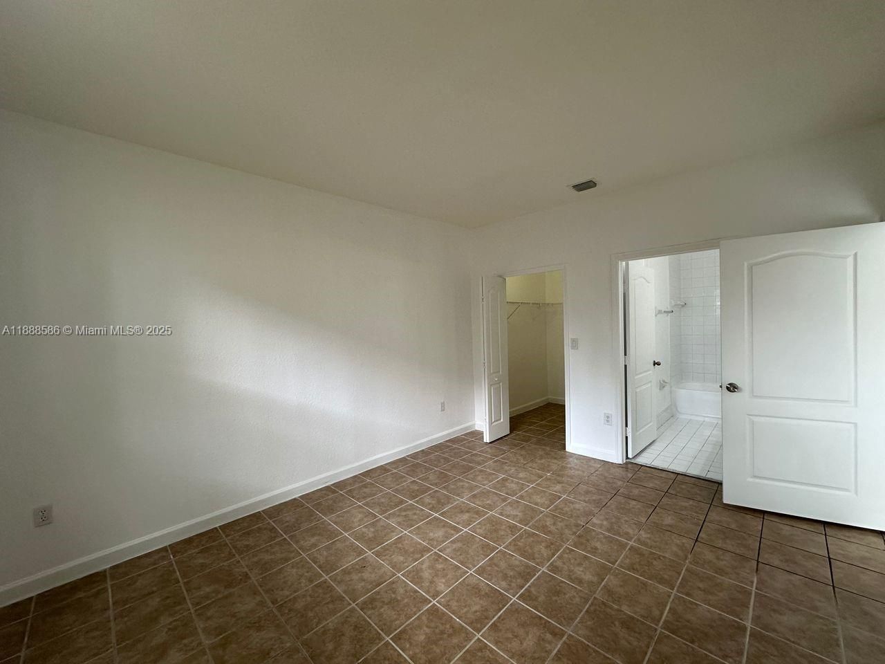 2524 SE 16th Rd, Unit 102, Homestead, FL 33035 Photo
