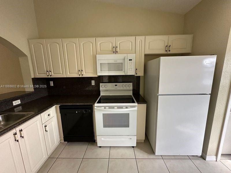 1260 SE 29th St, Unit 203-59, Homestead, FL 33035 Photo