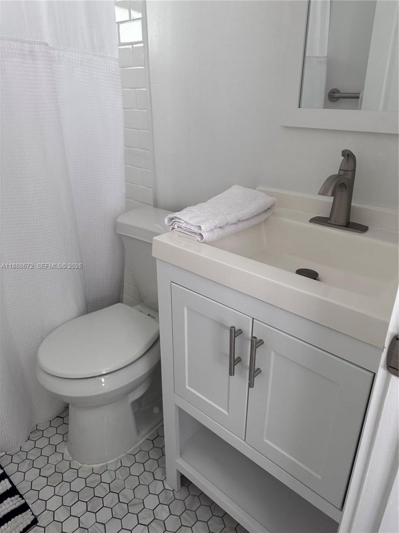 7500 SW 81st Ave, Miami, FL 33143 Photo