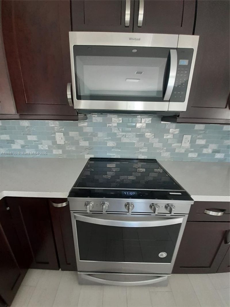 23 Jenny Ln, Key Largo, FL 33037 Photo