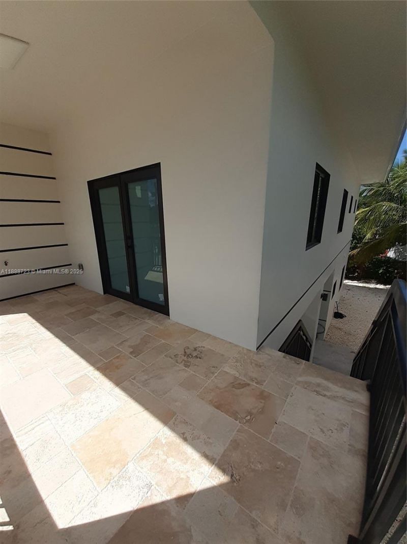 23 Jenny Ln, Key Largo, FL 33037 Photo