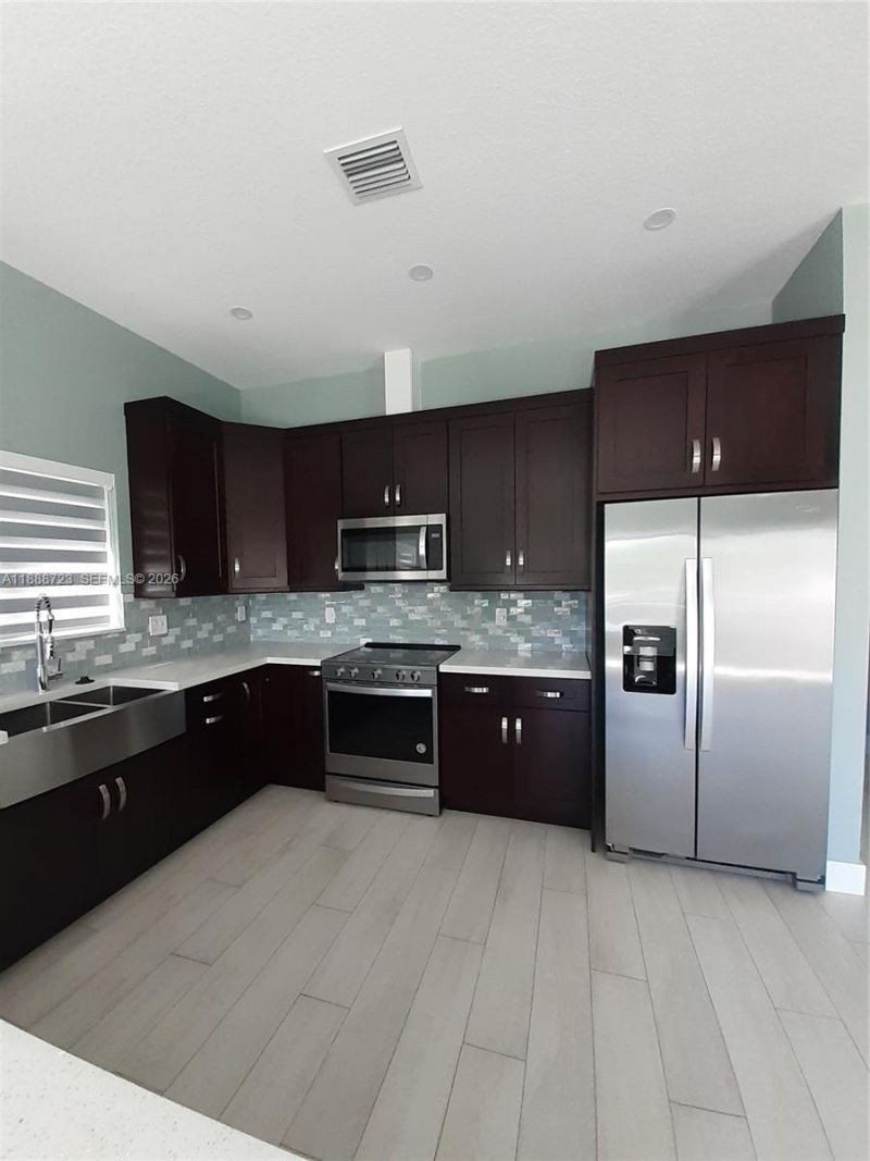 23 Jenny Ln, Key Largo, FL 33037 Photo
