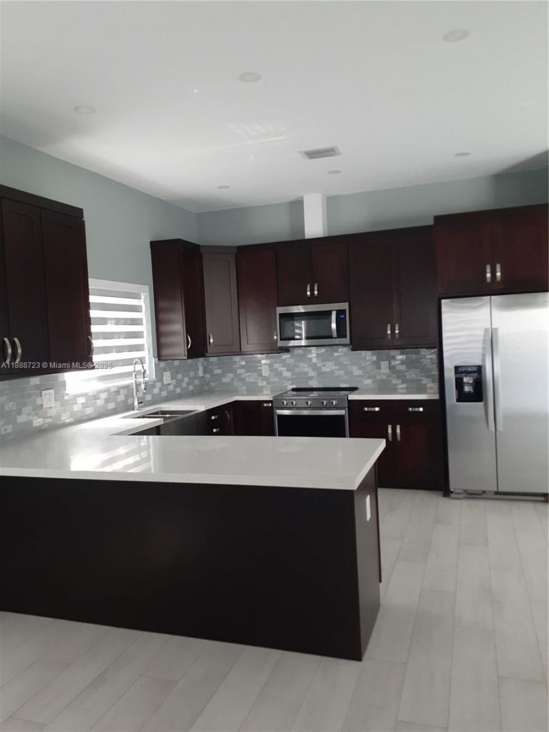 23 Jenny Ln, Key Largo, FL 33037 Photo