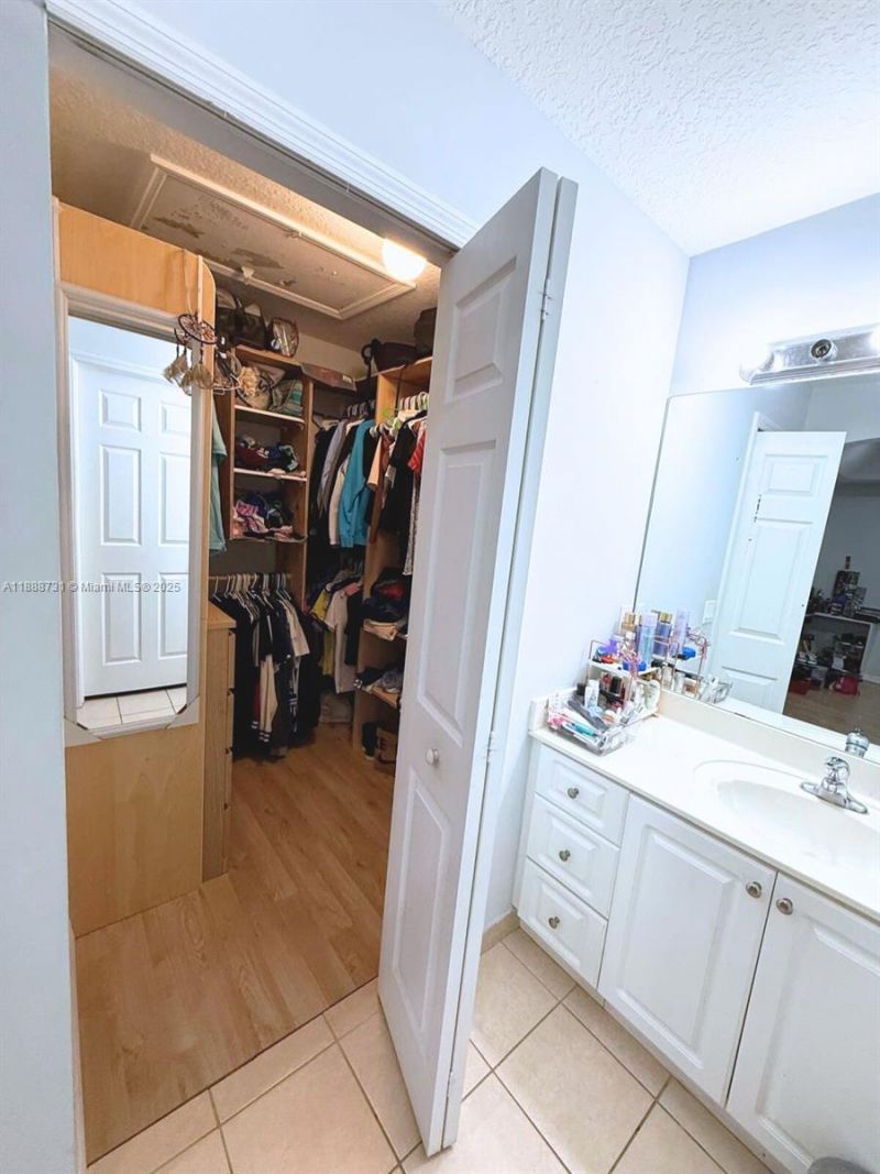 22711 SW 88th Pl, Unit 7-23, Cutler Bay, FL 33190 Photo