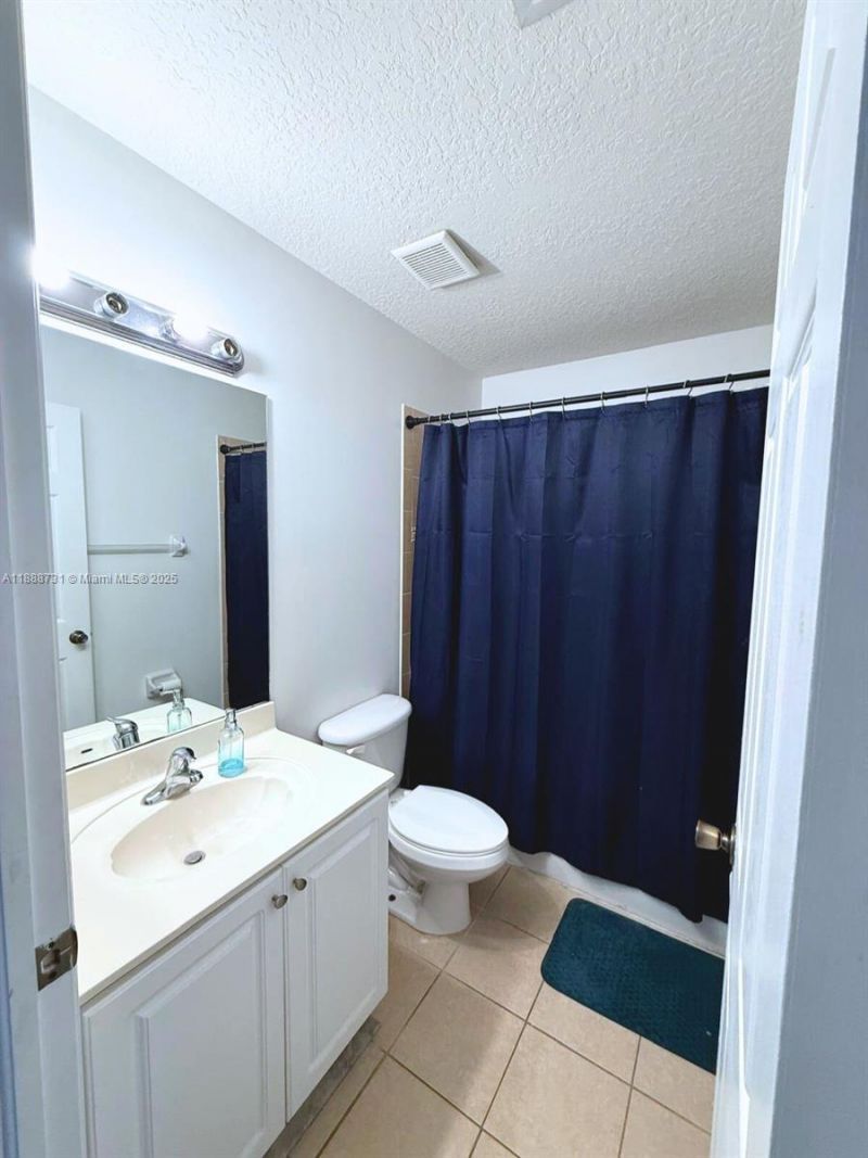 22711 SW 88th Pl, Unit 7-23, Cutler Bay, FL 33190 Photo