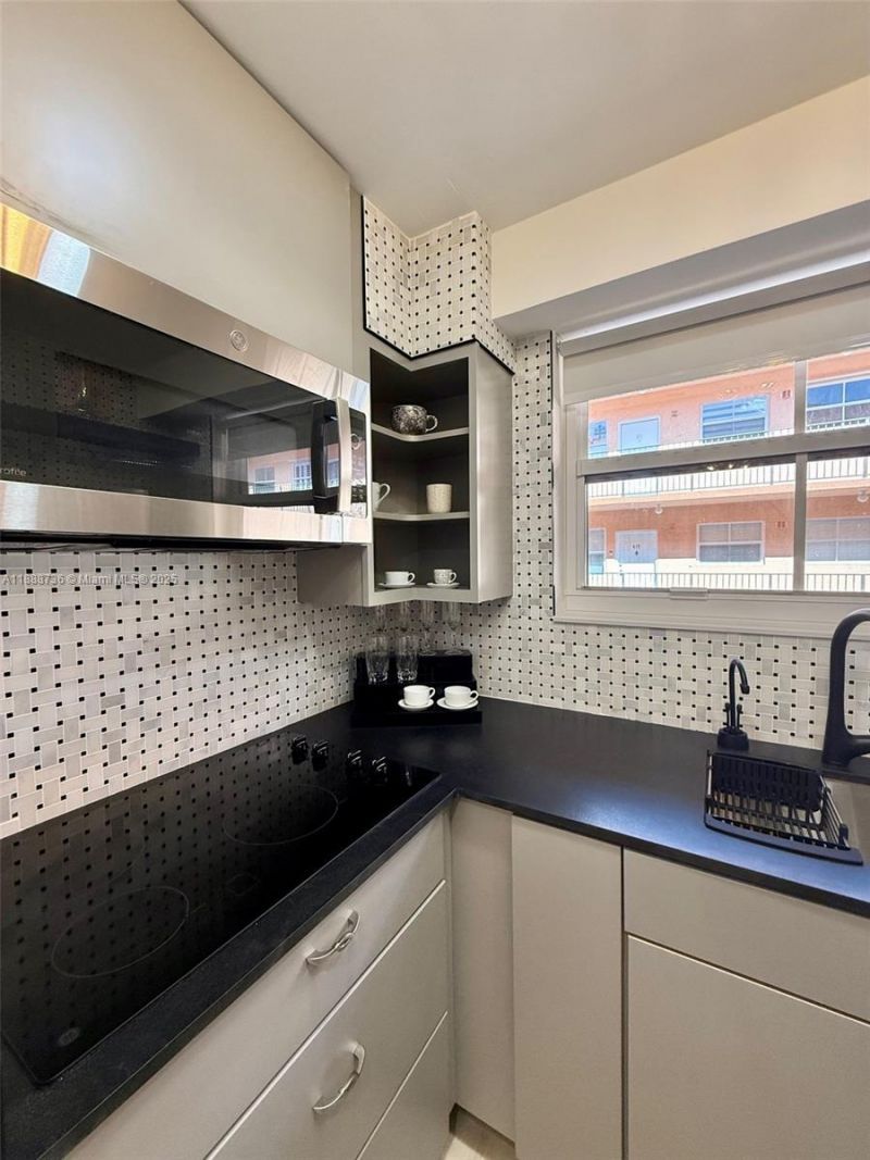 199 SW 12th Ave, Unit 404A, Miami, FL 33130 Photo