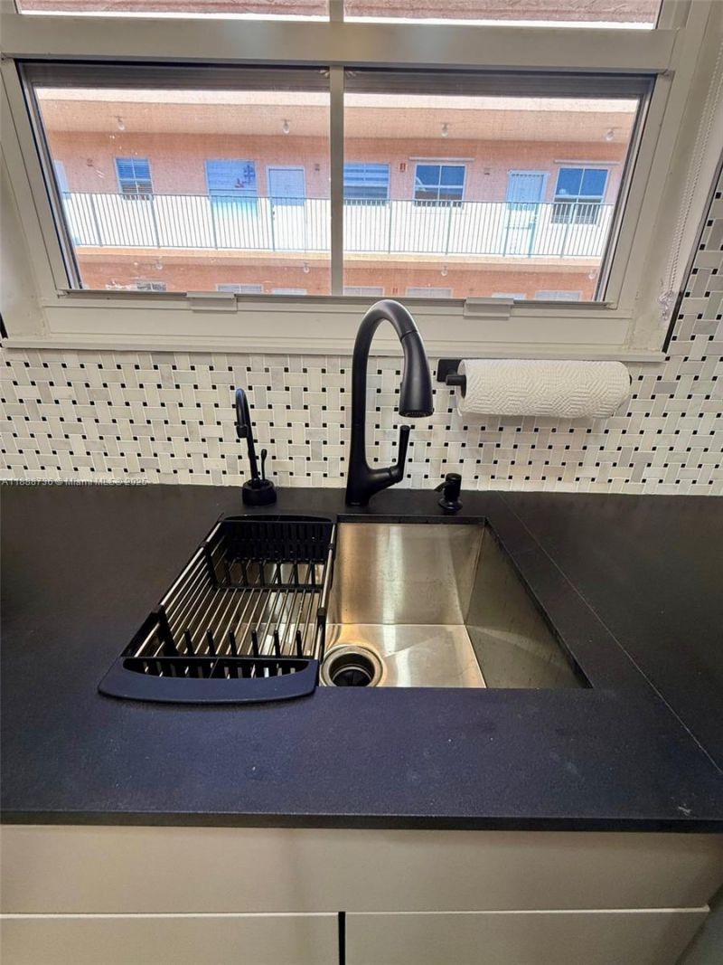 199 SW 12th Ave, Unit 404A, Miami, FL 33130 Photo