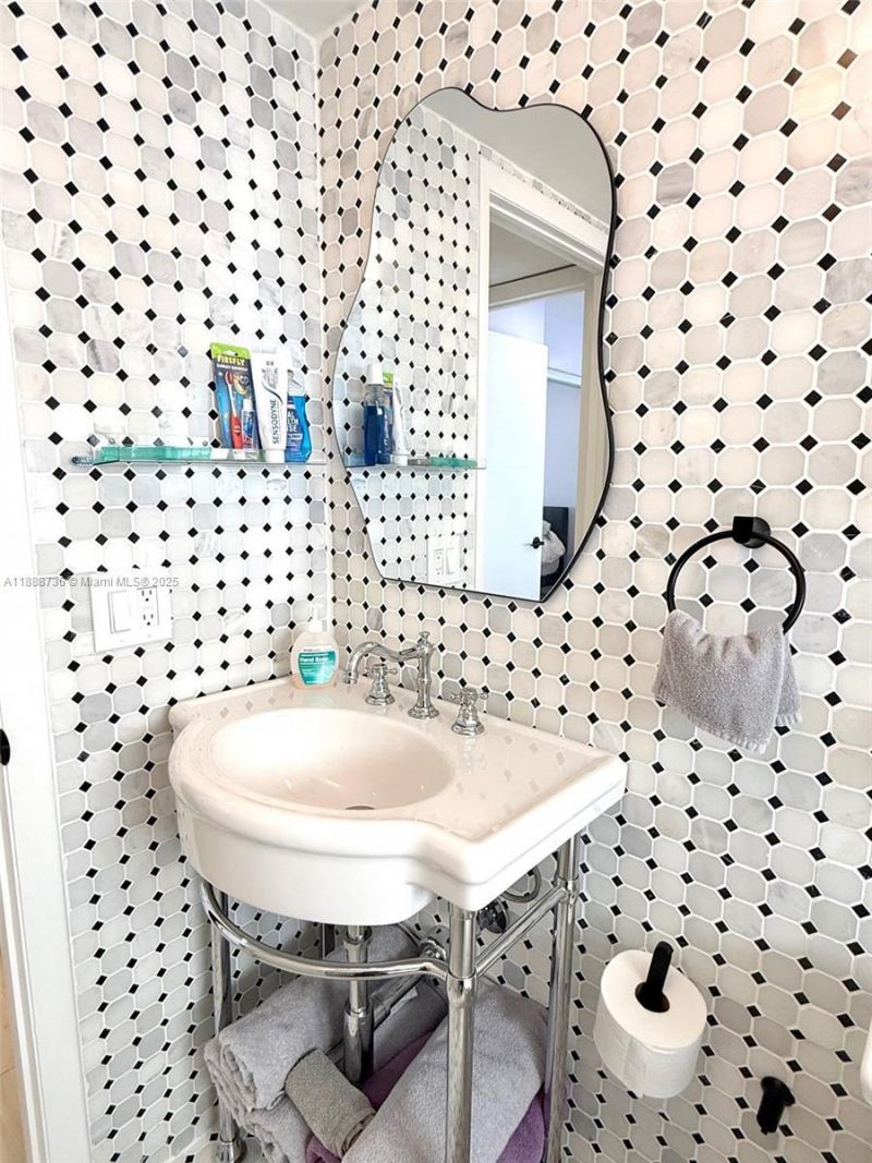 199 SW 12th Ave, Unit 404A, Miami, FL 33130 Photo