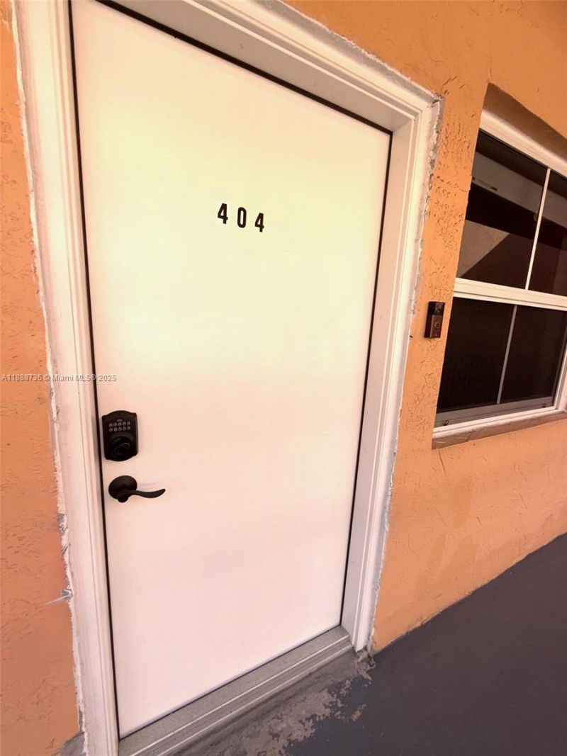199 SW 12th Ave, Unit 404A, Miami, FL 33130 Photo