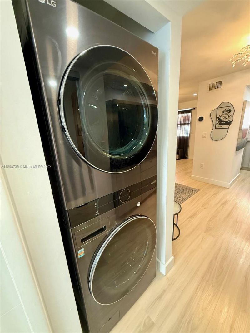 199 SW 12th Ave, Unit 404A, Miami, FL 33130 Photo