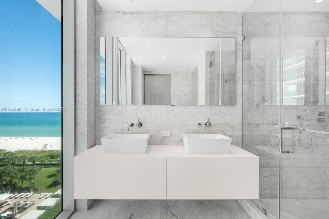 3651 Collins Ave, Unit 800, Miami Beach, FL 33140 Photo