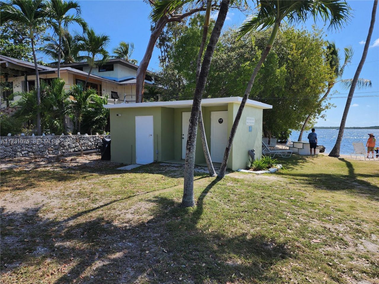 35 Bass Ave., Key Largo, FL 33037 Photo