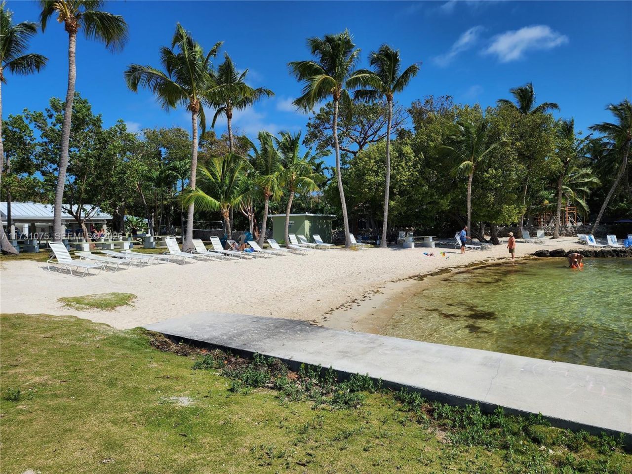 35 Bass Ave., Key Largo, FL 33037 Photo