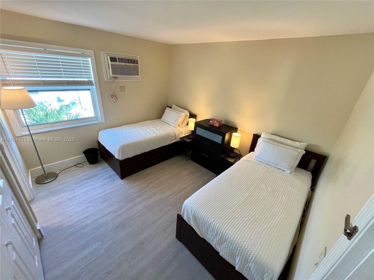 2900 Banyan St, Unit 303, Fort Lauderdale, FL 33316 Photo