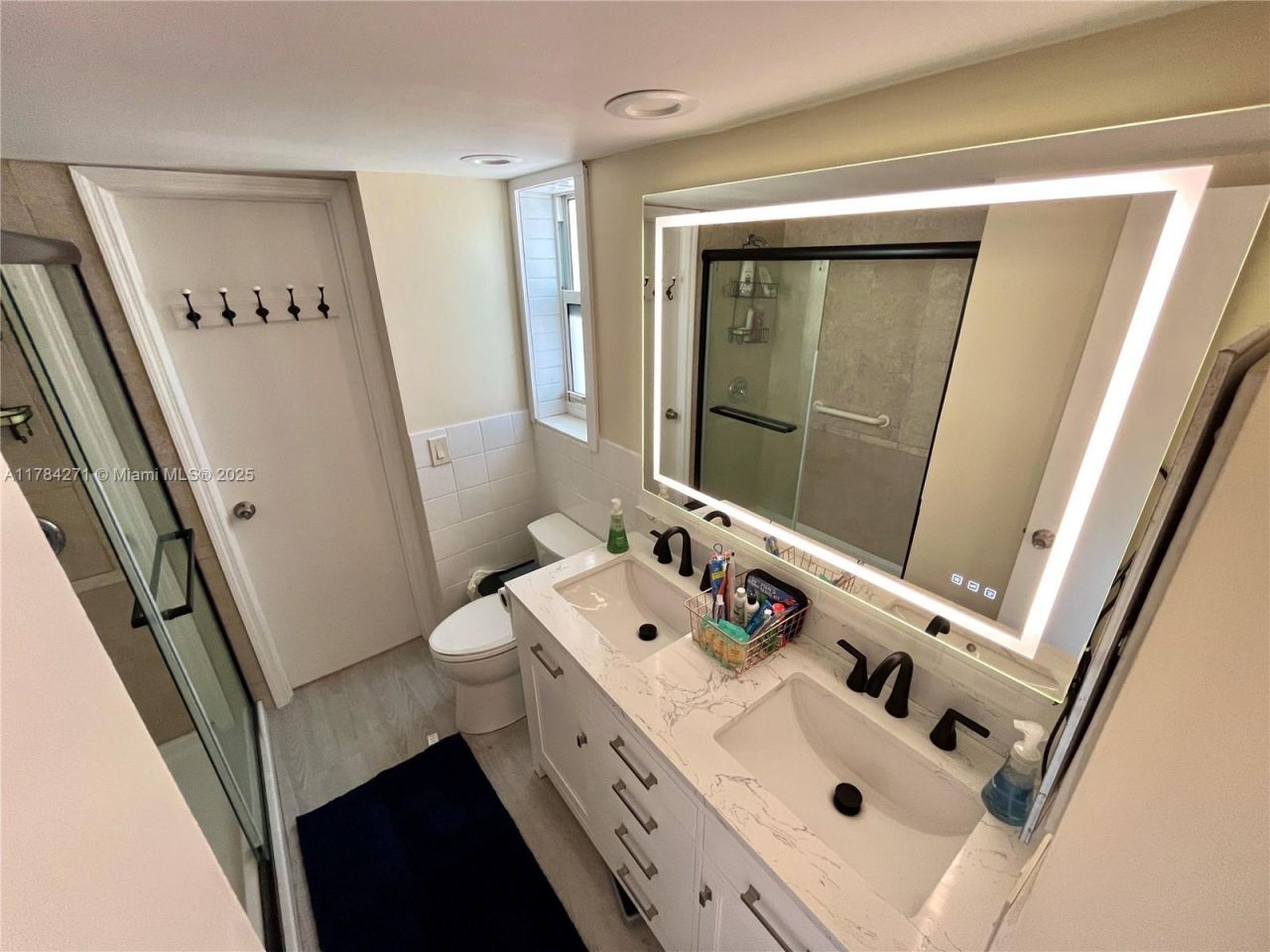 2900 Banyan St, Unit 303, Fort Lauderdale, FL 33316 Photo