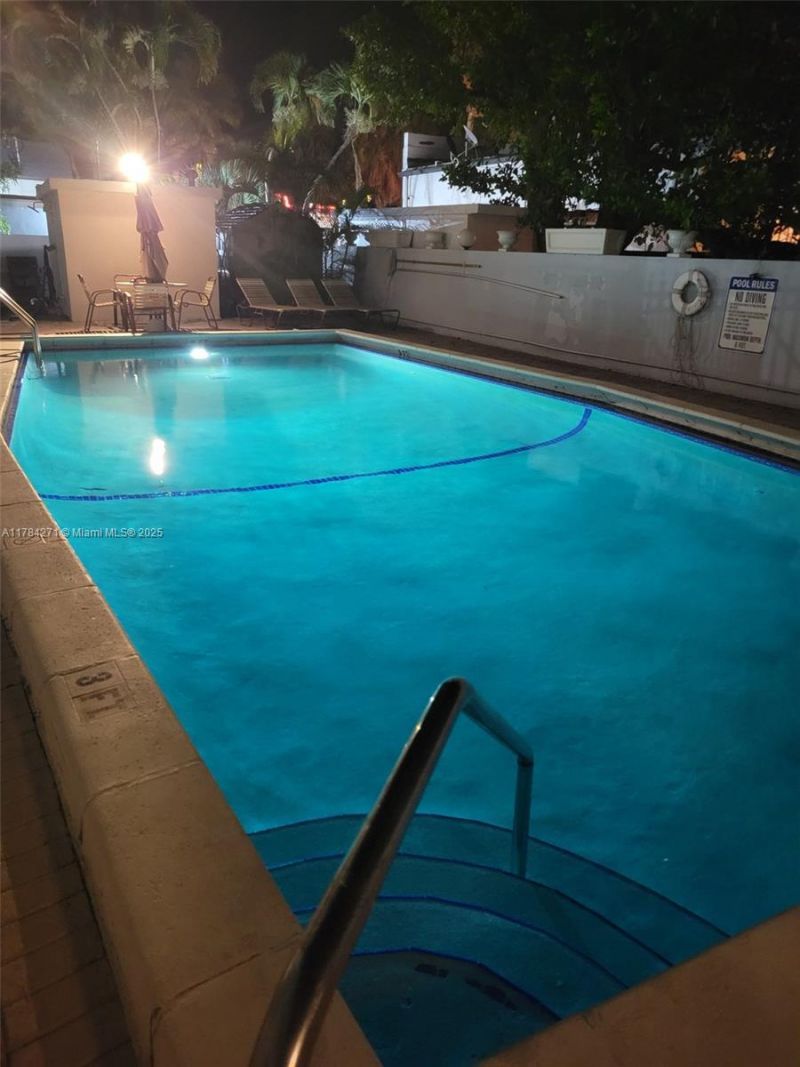 2900 Banyan St, Unit 303, Fort Lauderdale, FL 33316 Photo