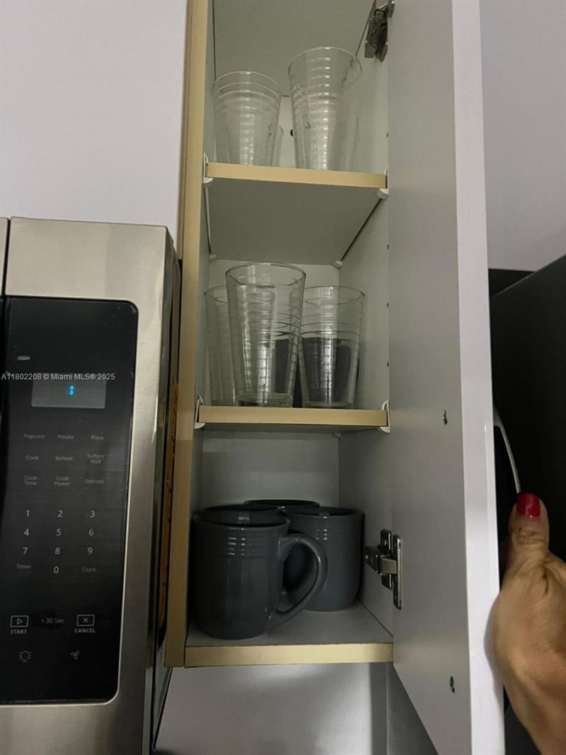 17150 N Bay Rd, Unit 2218, Sunny Isles Beach, FL 33160 Photo