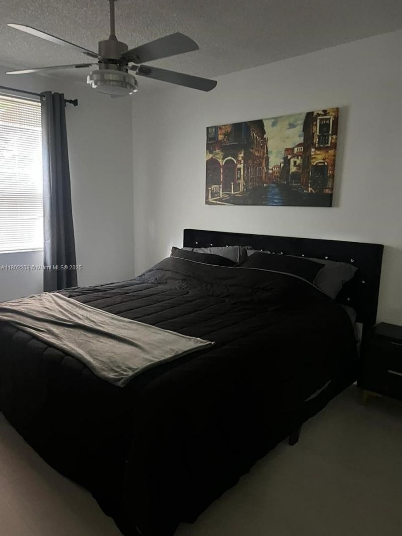 17150 N Bay Rd, Unit 2218, Sunny Isles Beach, FL 33160 Photo