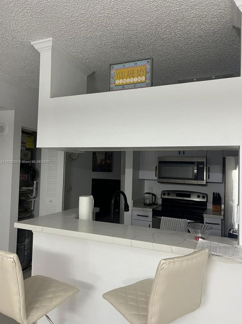 17150 N Bay Rd, Unit 2218, Sunny Isles Beach, FL 33160 Photo