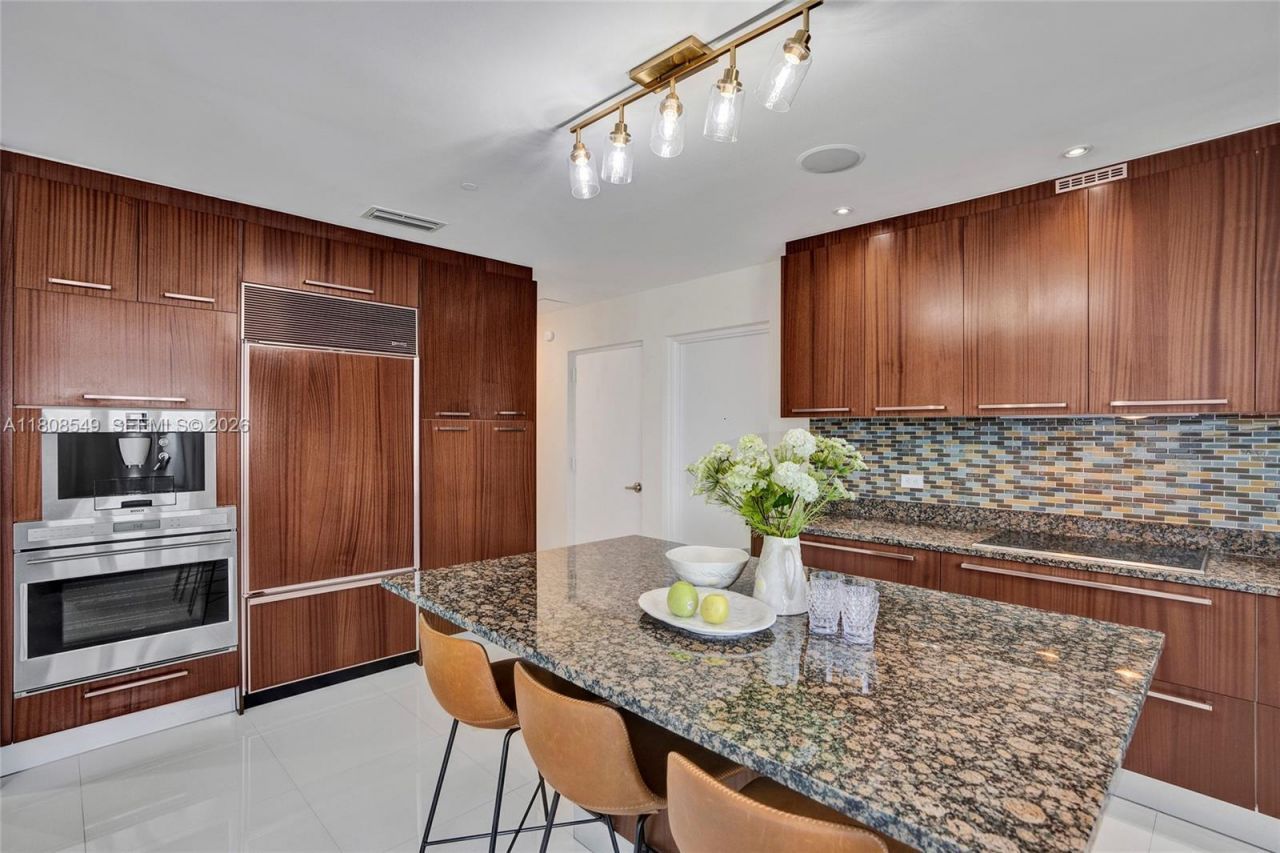 16001 Collins Ave, Unit 1604, Sunny Isles Beach, FL 33160 Photo