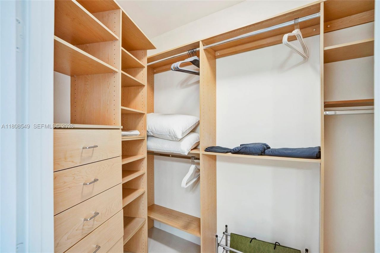 16001 Collins Ave, Unit 1604, Sunny Isles Beach, FL 33160 Photo