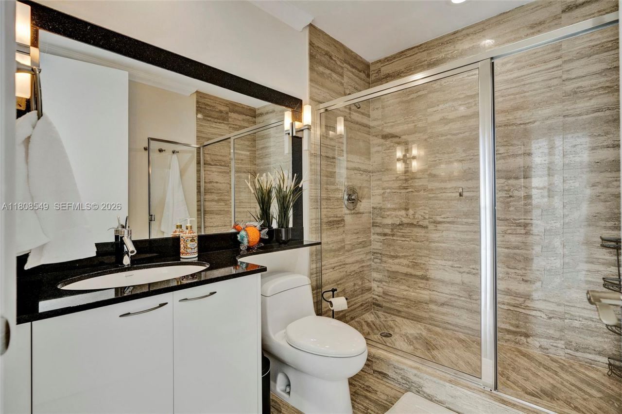 16001 Collins Ave, Unit 1604, Sunny Isles Beach, FL 33160 Photo