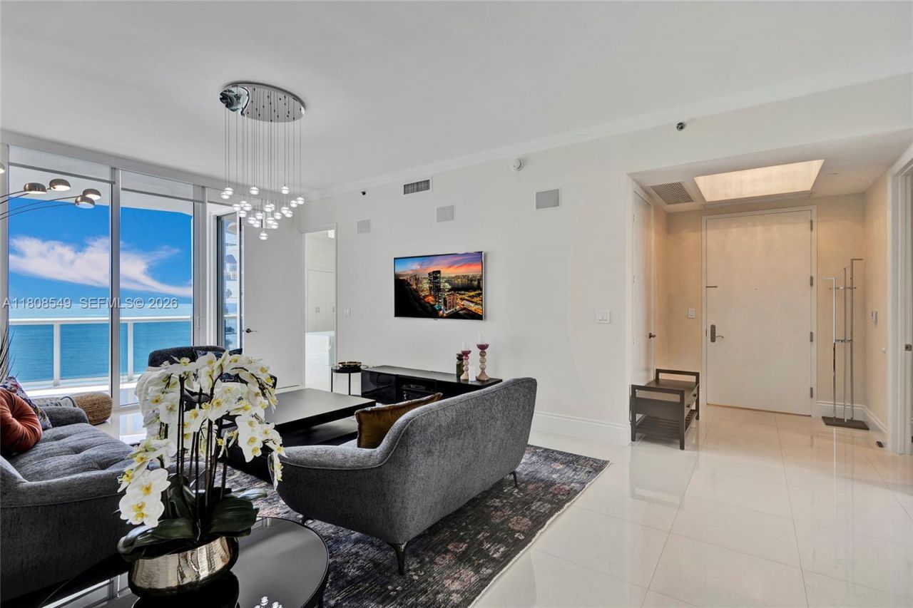 16001 Collins Ave, Unit 1604, Sunny Isles Beach, FL 33160 Photo