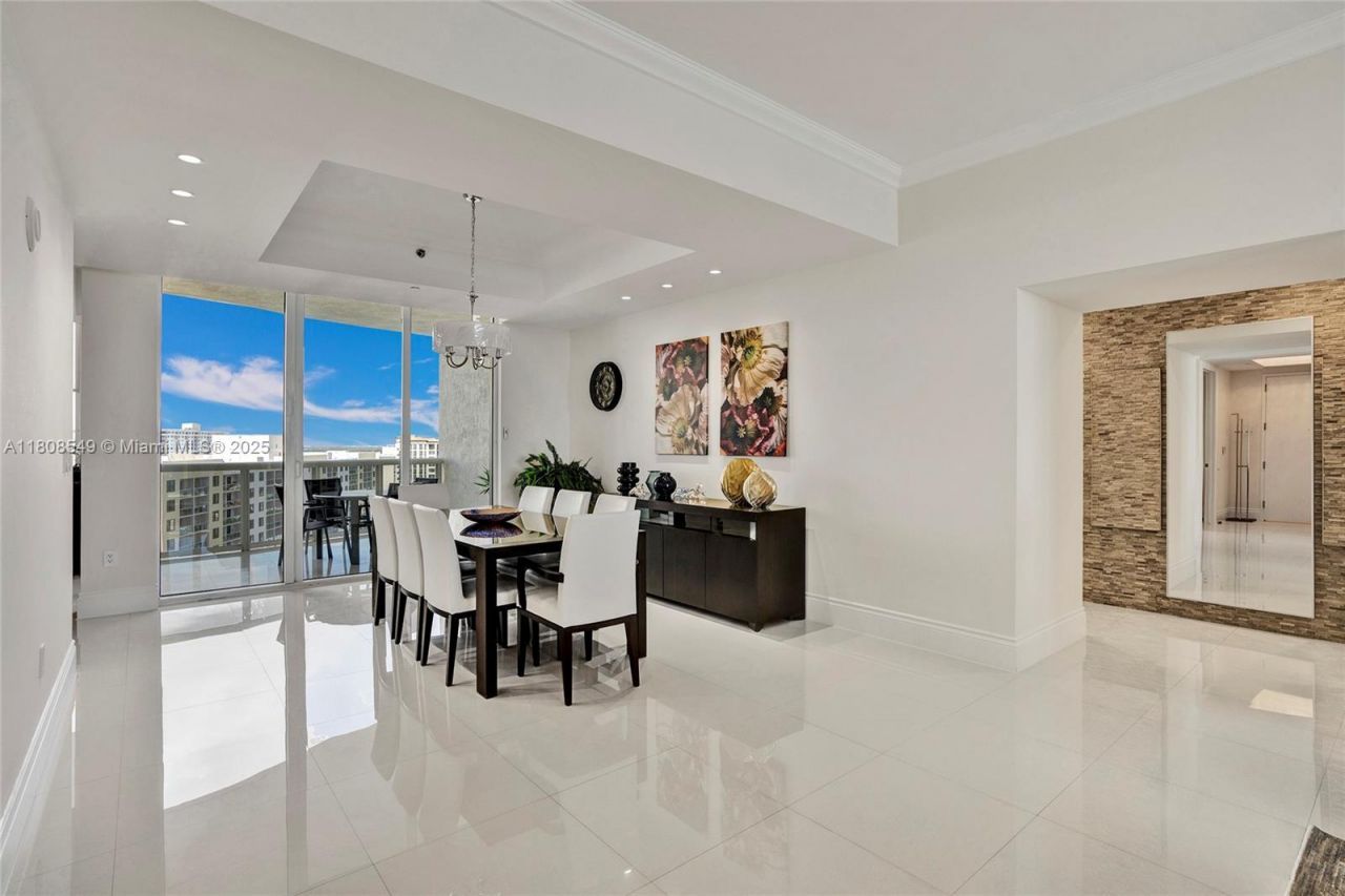 16001 Collins Ave, Unit 1604, Sunny Isles Beach, FL 33160 Photo