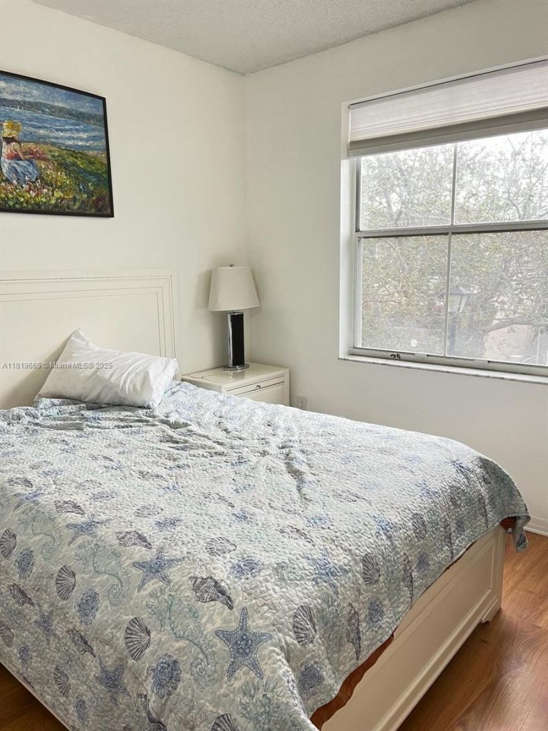 1120 Papaya St, Hollywood, FL 33019 Photo