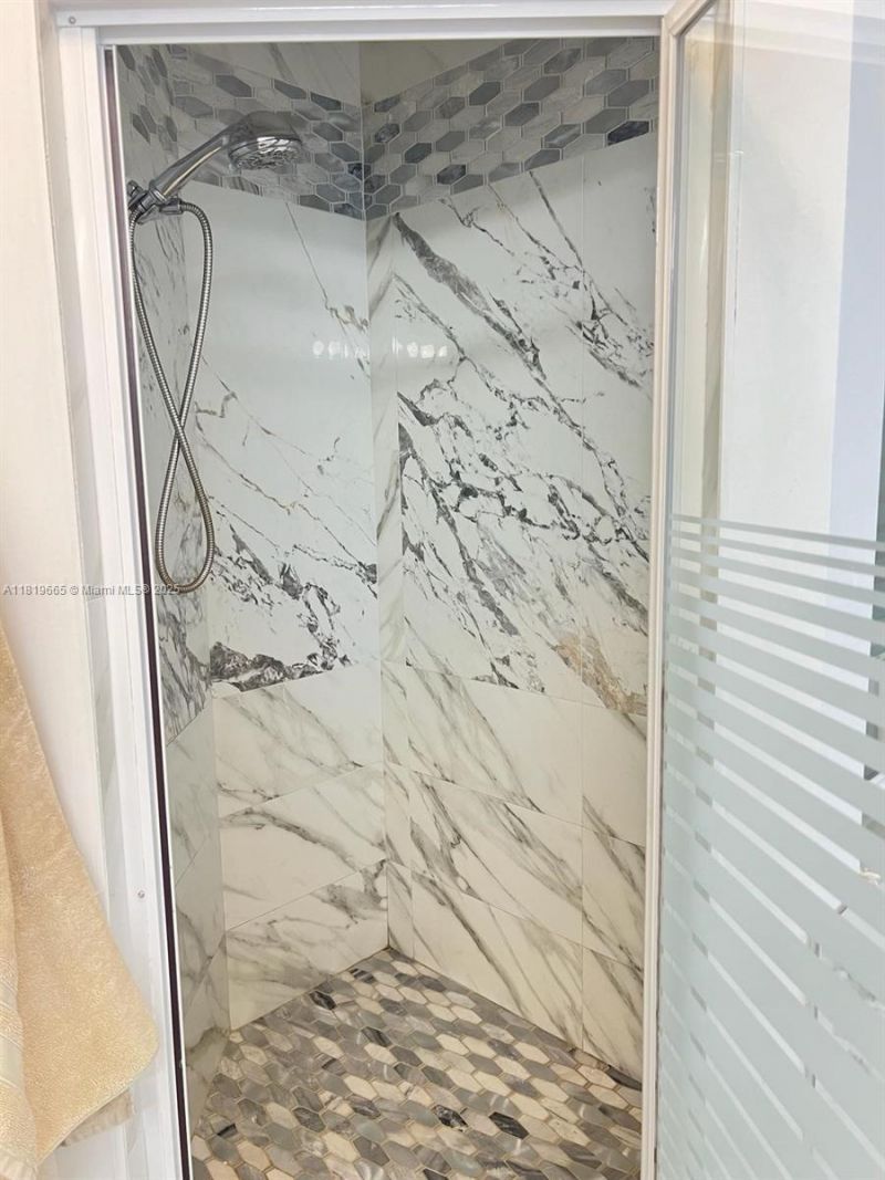 1120 Papaya St, Hollywood, FL 33019 Photo