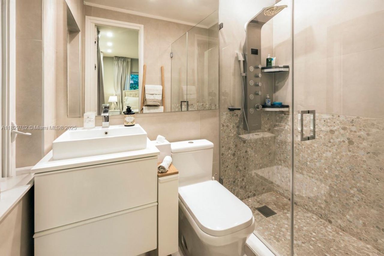 1535 Robbia Ave, Coral Gables, FL 33146 Photo