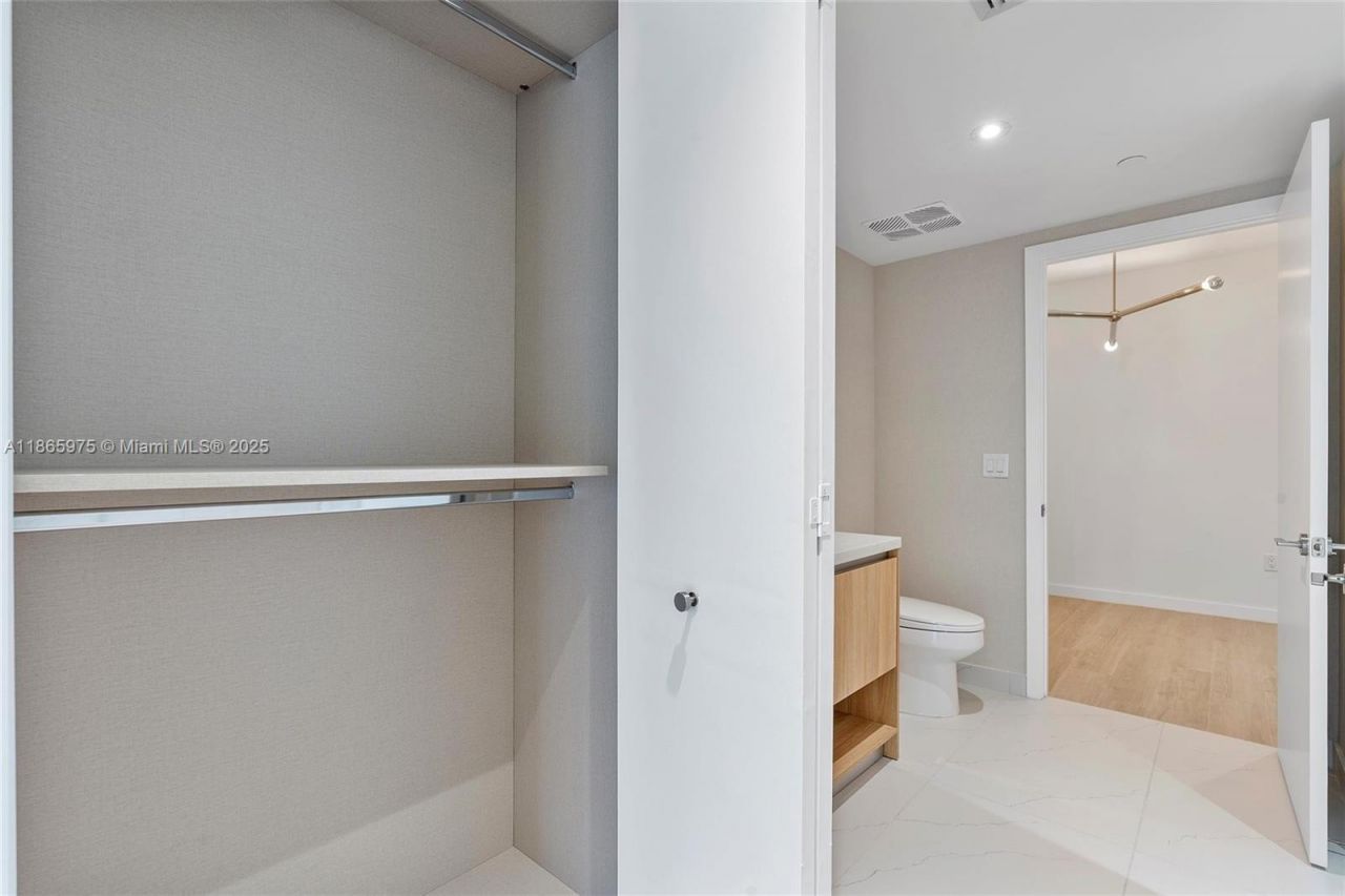 9901 W Bay Harbor Dr, Unit 402, Bay Harbor Islands, FL 33154 Photo