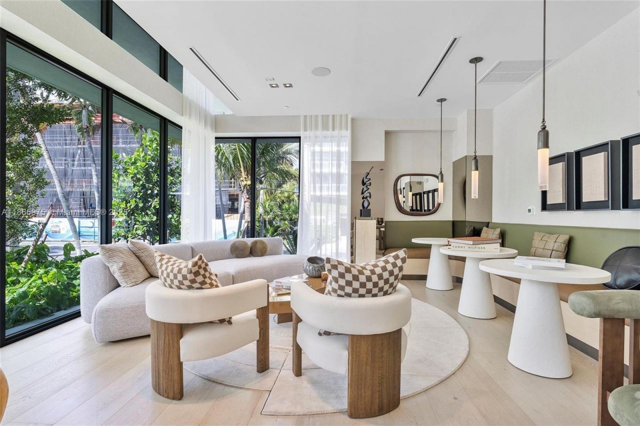 9901 W Bay Harbor Dr, Unit 402, Bay Harbor Islands, FL 33154 Photo