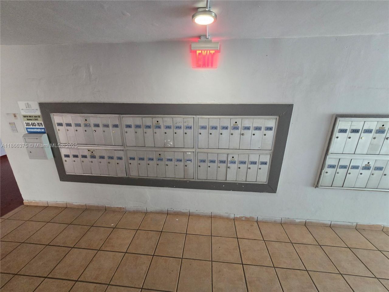 120 Royal Palm Rd, Unit 209, Hialeah Gardens, FL 33016 Photo