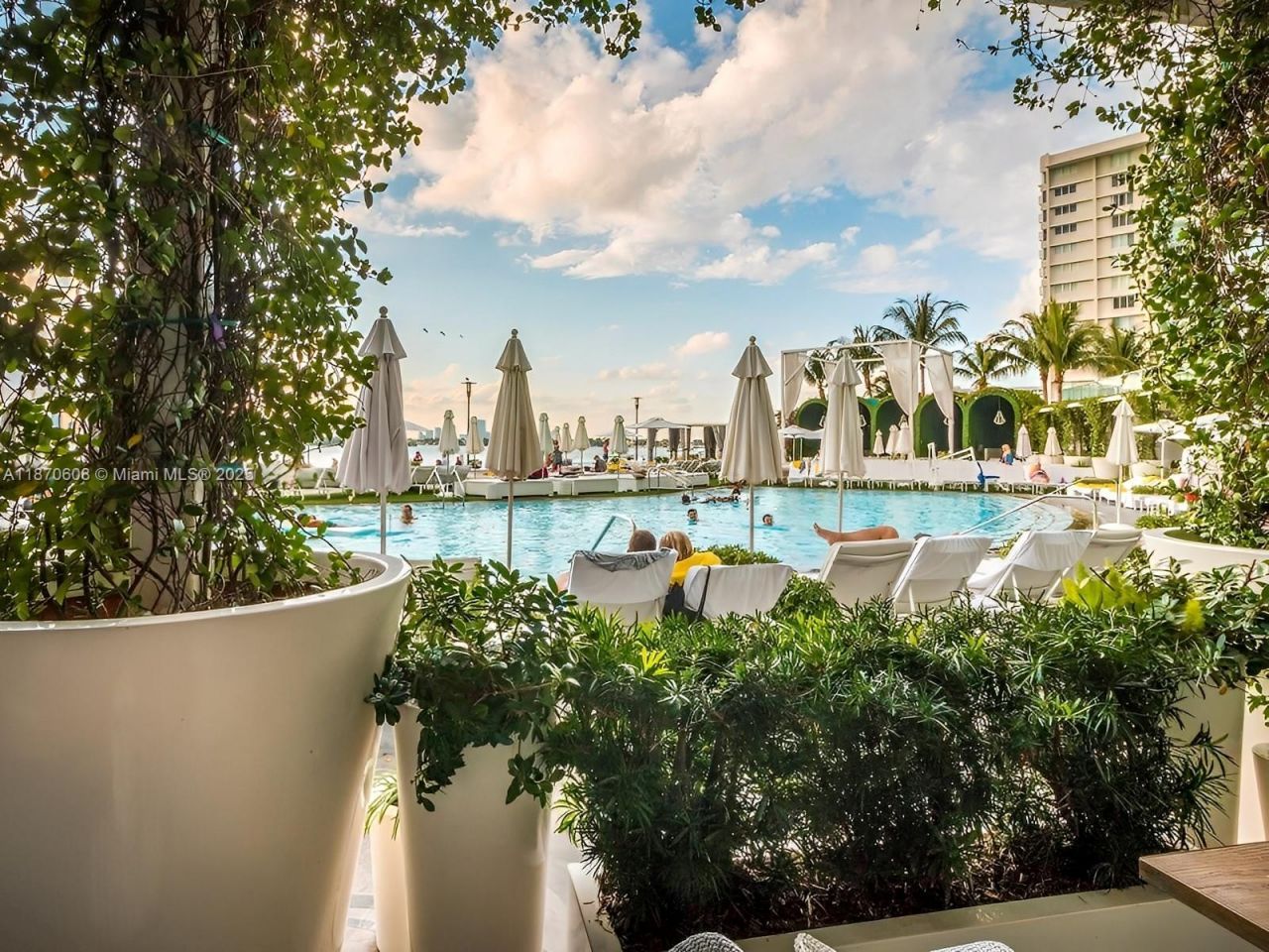 1100 West Ave, Unit 1024, Miami Beach, FL 33139 Photo